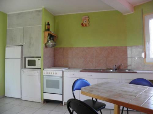 Les Cigales Villa Lablachere Exterior photo